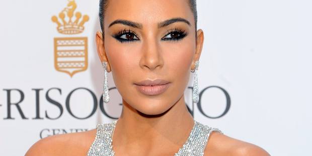 Kim Kardashian Peine Robe Tout