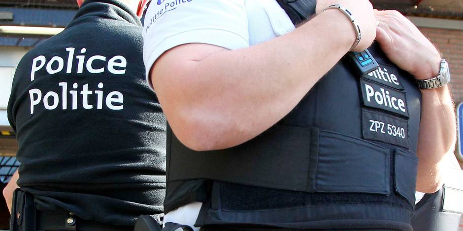 Un policier arrêté avec des grenades à Schaerbeek