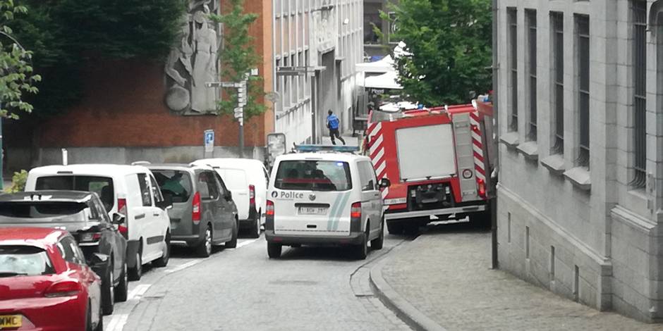 Mons: intervention des pompiers dans le bâtiment Belgacom